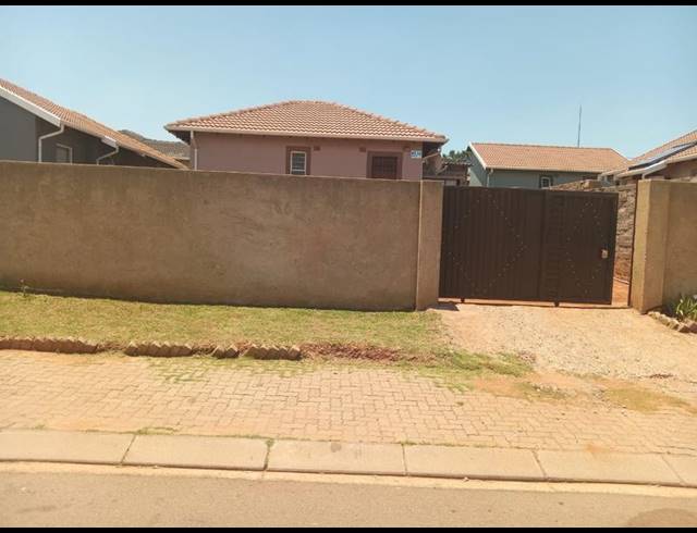 2 BEDROOM HOUSE FOR SALE IN LENASIA